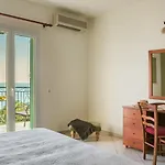 Eagle's Nest * 劳德哈塔